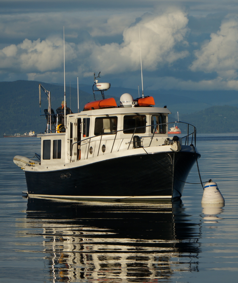 rivernautics about page boat 1