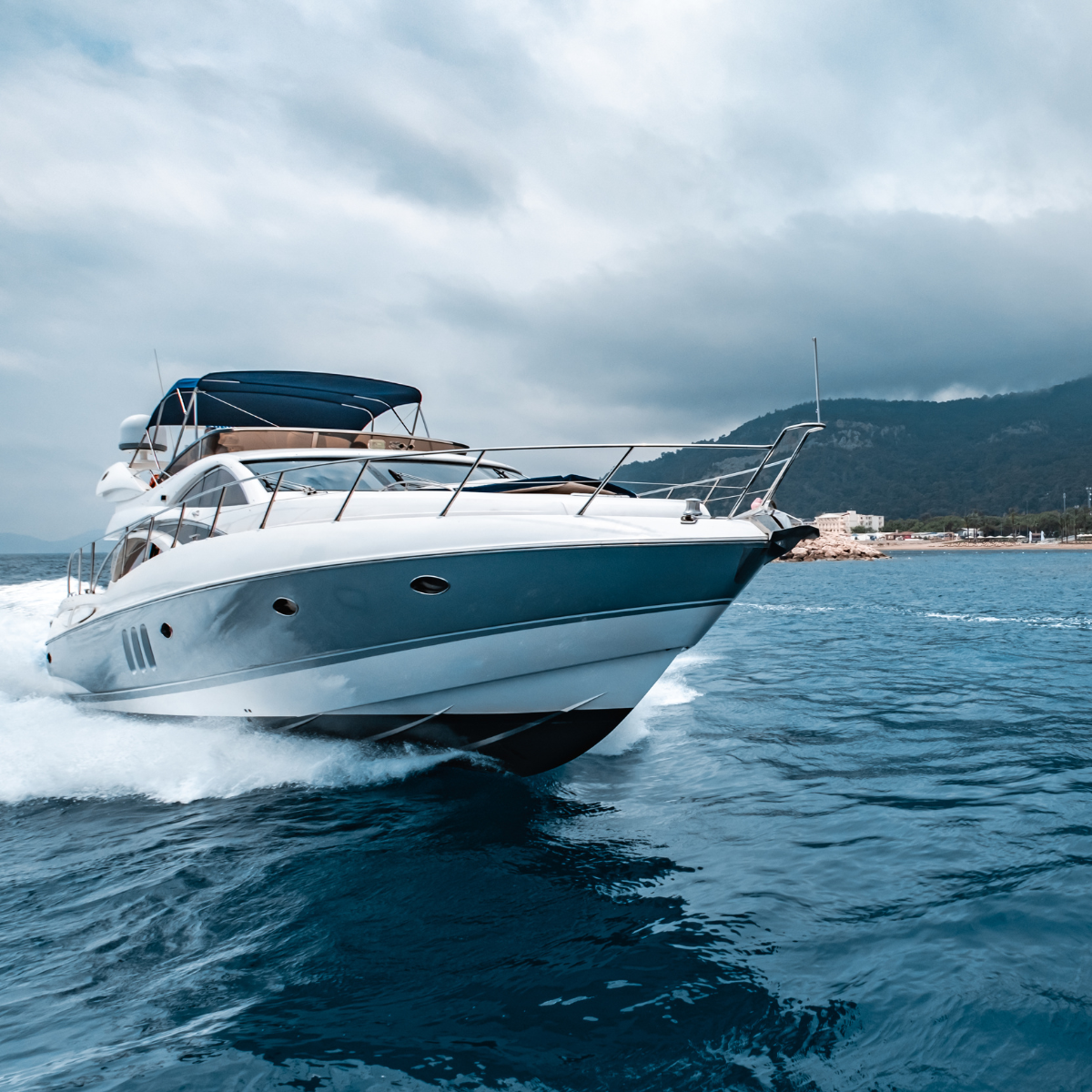 rivernautics about page boat 2